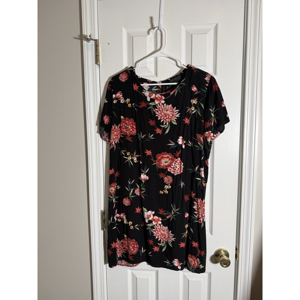 Forever 21 Plus Black Floral Shift Dress Short Sleeve Womens Size 2X NWOT - Picture 7 of 8